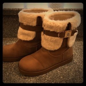 G By Guess boots with fur